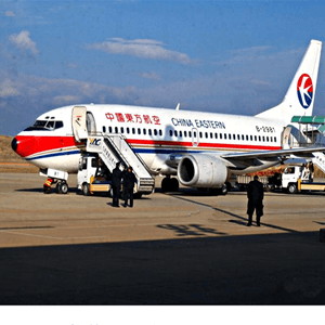 满洲里西郊机场空运航空快运业稳步发展的原因是什么？